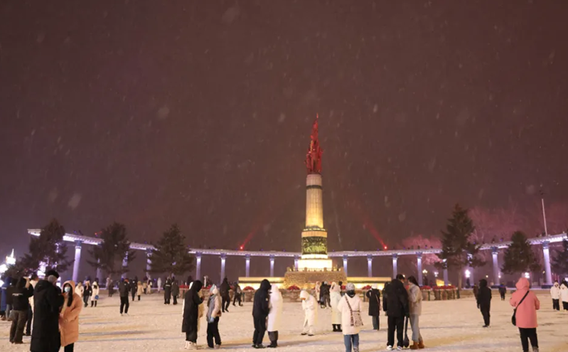 南方游客“备战”冰雪季 哈尔滨成滑雪热门目的地 南方游客“备战”冰雪季 哈尔滨成滑雪热门目的地