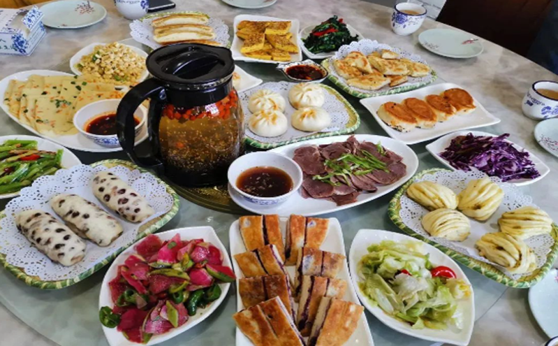 冬季宁夏美景与美食全攻略:滑雪、夜市、美食与自然之旅 冬季宁夏美景与美食全攻略:滑雪、夜市、美食与自然之旅