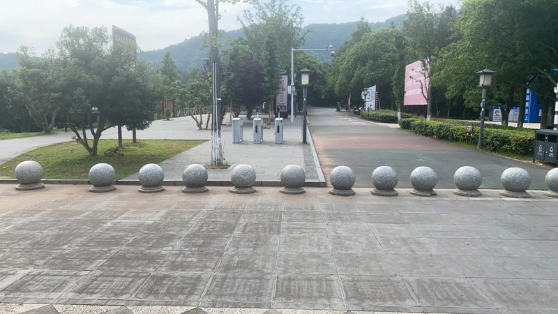 景区道闸系统不只是“拦人”,还能帮景区算账? 景区道闸系统不只是“拦人”,还能帮景区算账?