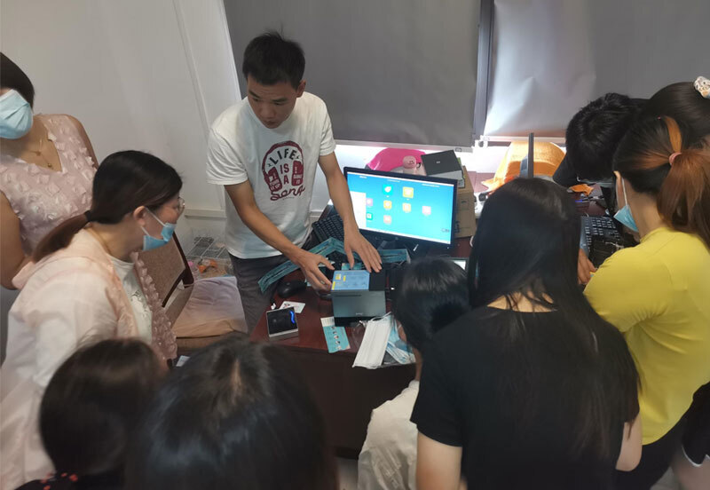 景区闸机系统搭配预约系统，防黄牛、防重复入园两不误