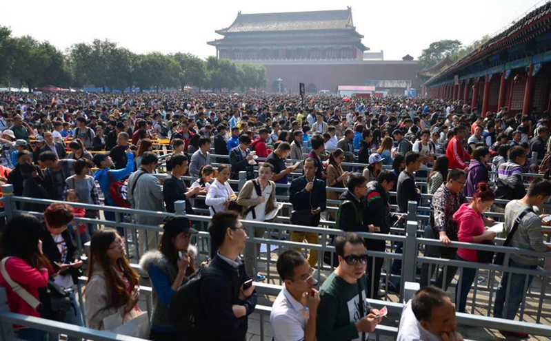 景区预约系统优化供给侧管理，扩容与分流相结合，分散高峰客流