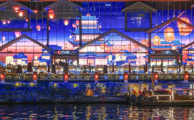 成都“夜游锦江”项目迎来游客新高，成为文旅新地标