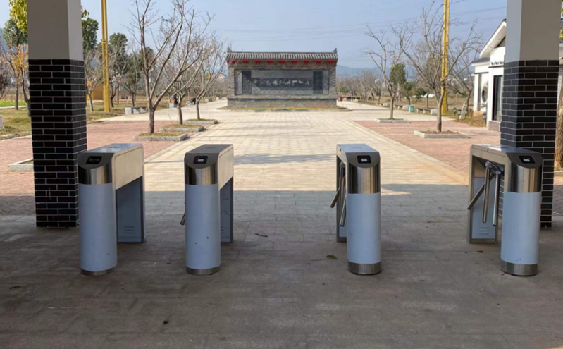 智慧景区售检票系统：一套系统管票务、客流与财务