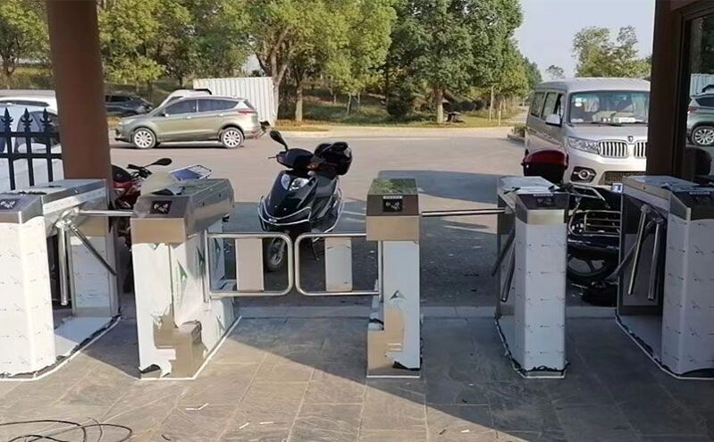 售票系统智能化升级，窗口与线上售票一体化管理