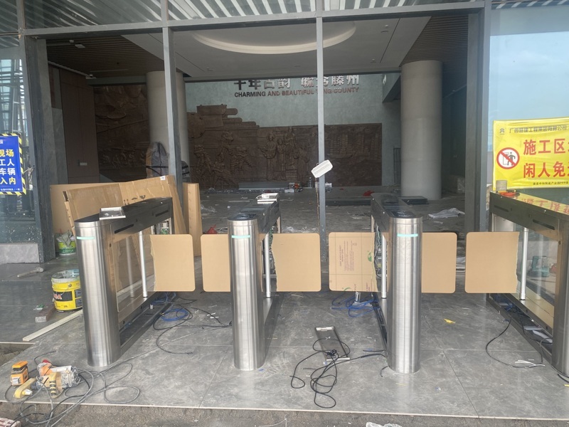 提升窗口效率:窗口售票系统硬件与流程优化清单 提升窗口效率:窗口售票系统硬件与流程优化清单