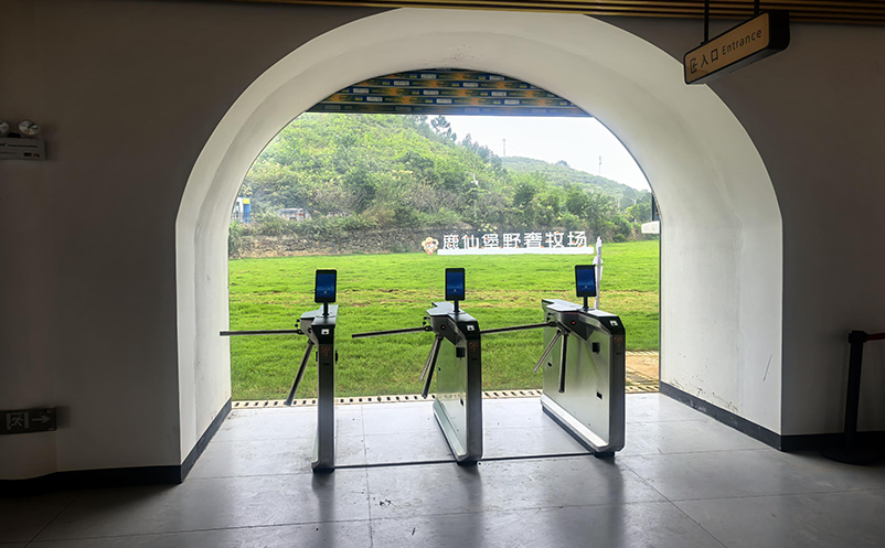 景区一卡通管理系统：一次充值，多点消费的玩法