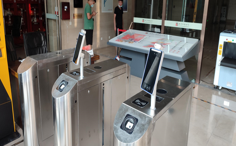 景区一卡通管理系统：一次充值，多点消费的玩法