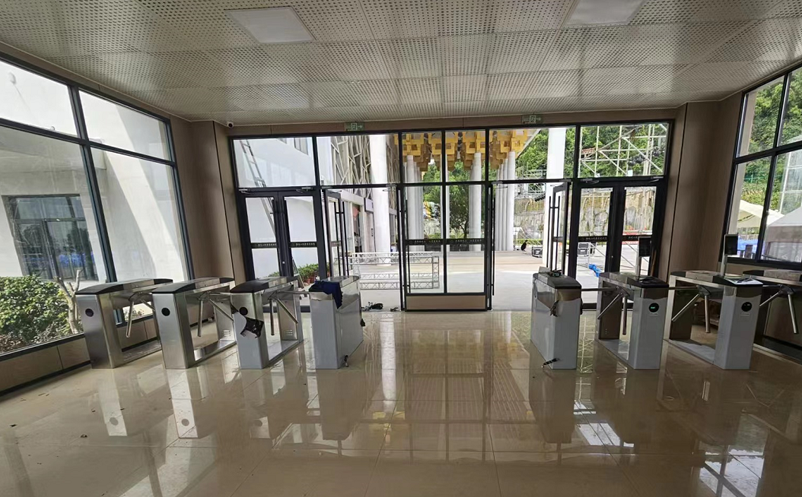 易景通票务管理系统：一站式支持景区、剧院、旅行社售检票